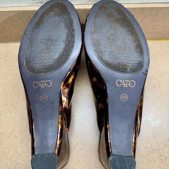 CATO, WOMENS SLIDE-ON, PEEP TOE HEELS. MAN-MADE PATENT LEATHER. SIZE 8W - Picture 9 of 10